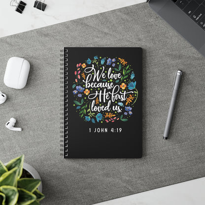 We Love Because He Loved Us | Christliches Notizbuch | Christliche Geschenke | Gesegnet